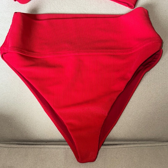 Beach Riot Red Bikini Size small - Picture 2 of 3